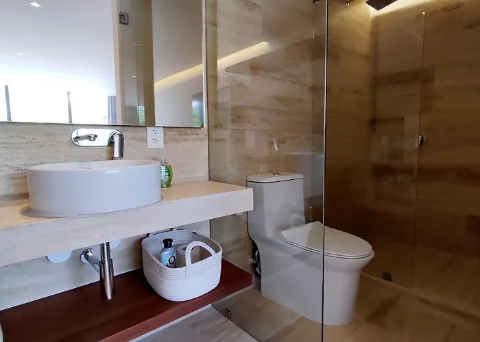 Modern 2 Story Loft With Rooftop Pool And Ocean Views 4* Playa del Carmen