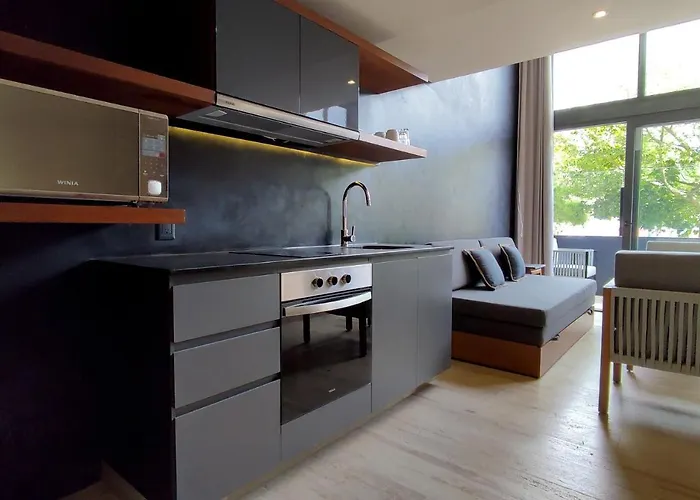 Apartahotel Modern 2 Story Loft With Rooftop Pool And Ocean Views 4*