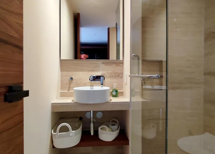 Modern 2 Story Loft With Rooftop Pool And Ocean Views Apartahotel