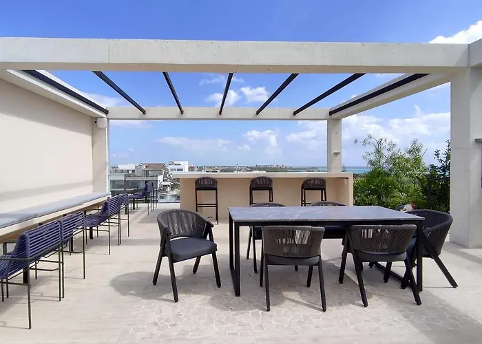 Modern 2 Story Loft With Rooftop Pool And Ocean Views 4*