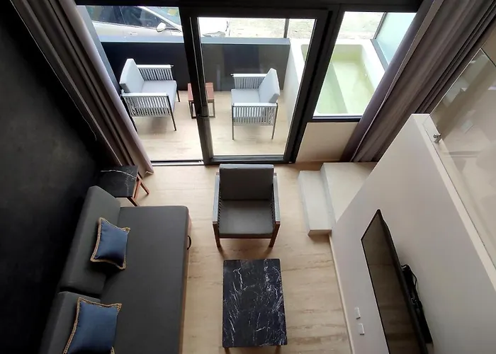 Modern 2 Story Loft With Rooftop Pool And Ocean Views 4* Playa del Carmen