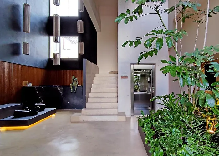 Modern 2 Story Loft With Rooftop Pool And Ocean Views