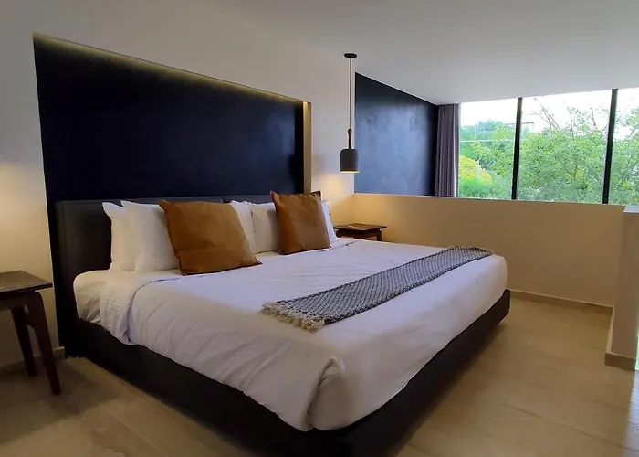 Modern 2 Story Loft With Rooftop Pool And Ocean Views Apartahotel Playa del Carmen
