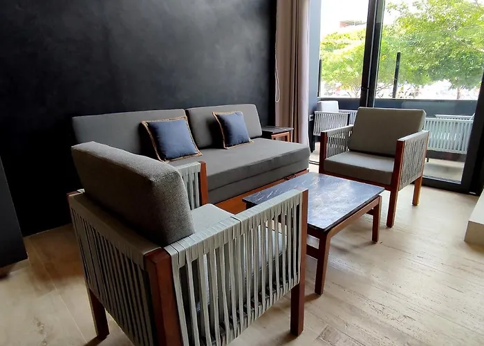Modern 2 Story Loft With Rooftop Pool And Ocean Views 4*